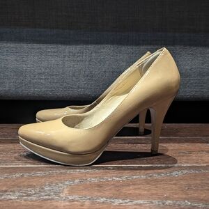 Nine West Nude Heels